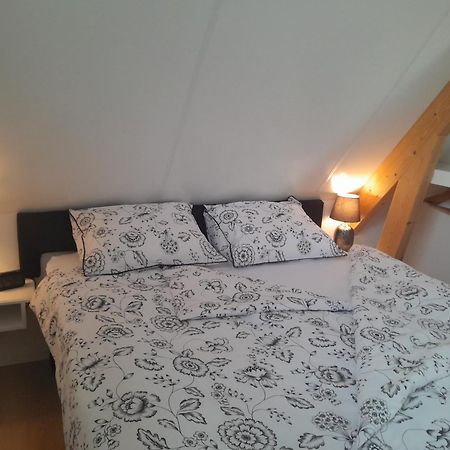 Top Appartement Short Stay In Mooie Omgeving Kortenhoef. Zewnętrze zdjęcie